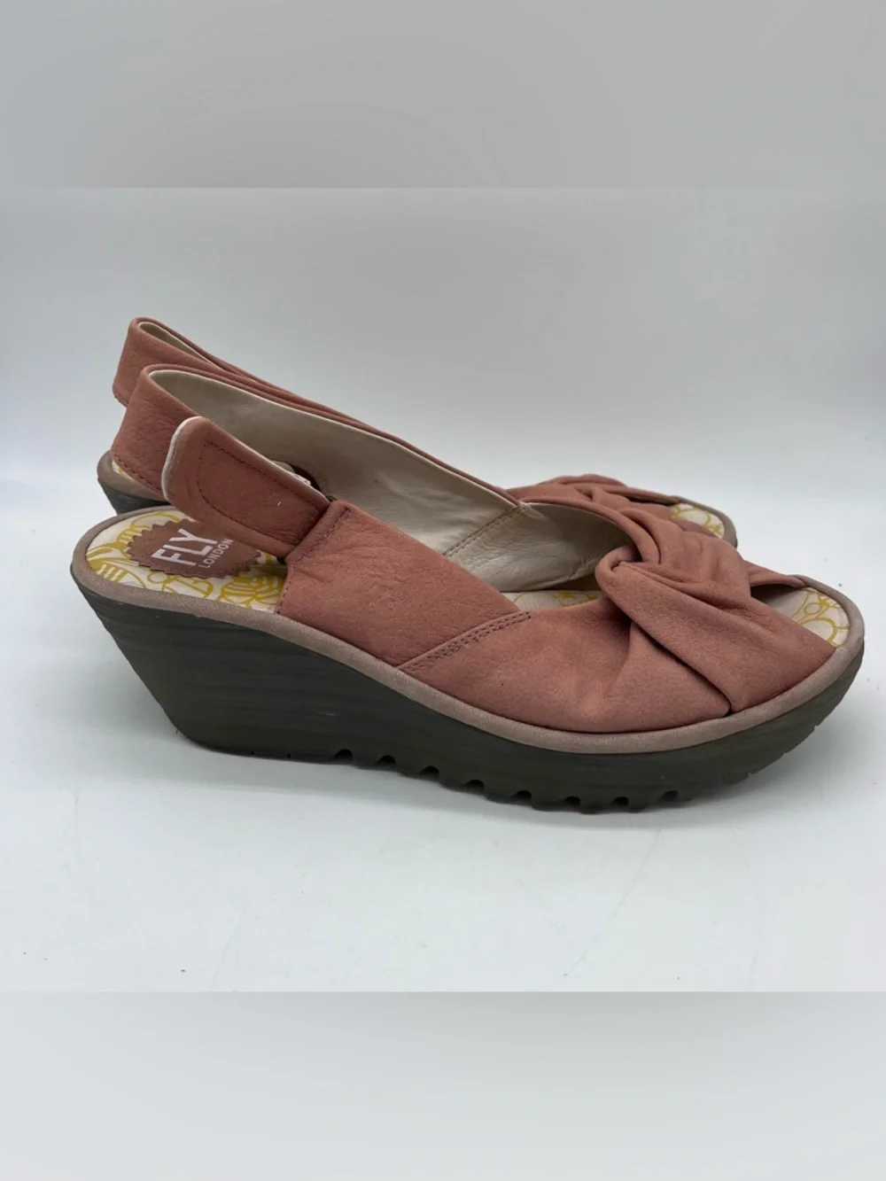 FLY LONDON Yata Pink Nubuck Suede Wedge Sling Back Peep Toe Sandals size 40